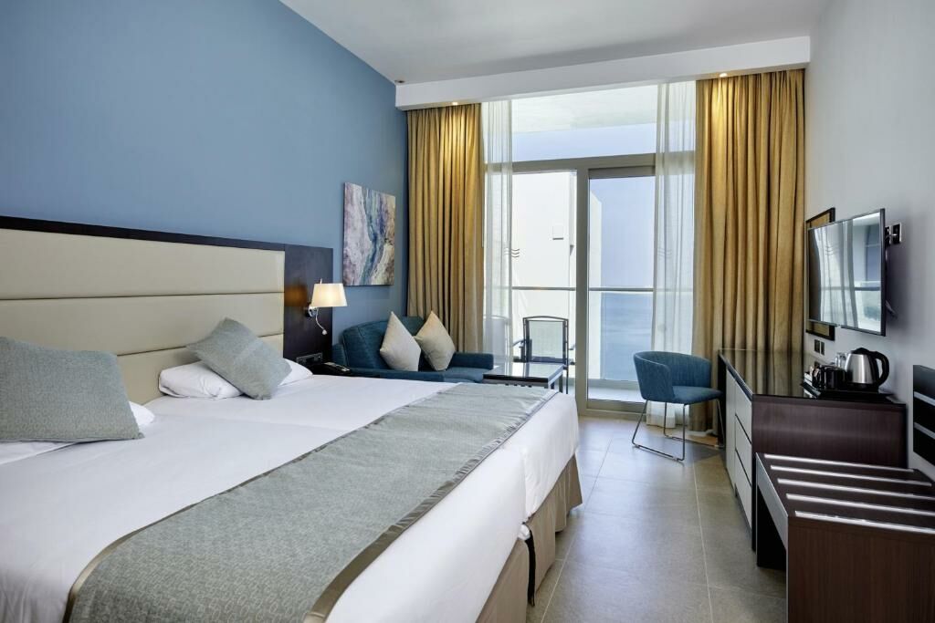 Double Room with partial sea view Рио Дубай